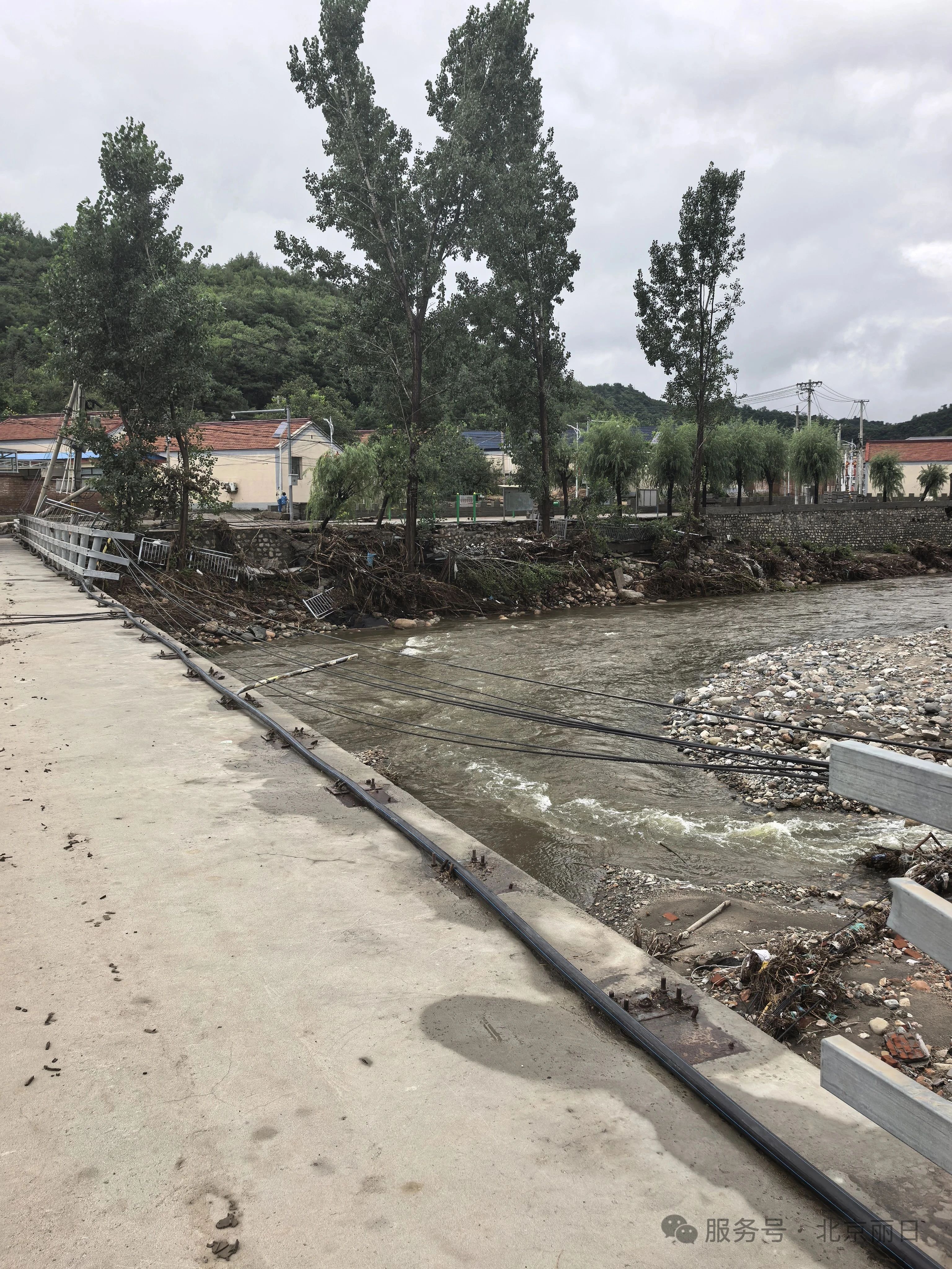 b7a76470c4c0d3a0cd53c98125b74afd